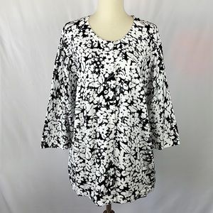 Designers Originals Black and White Floral Knit Open Cardigan Sweater - Size 2XL